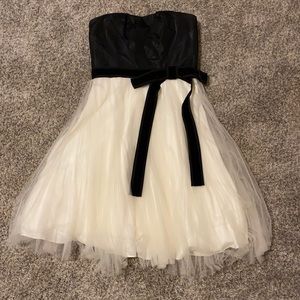 White House Black Market Strapless Dress, Size 2